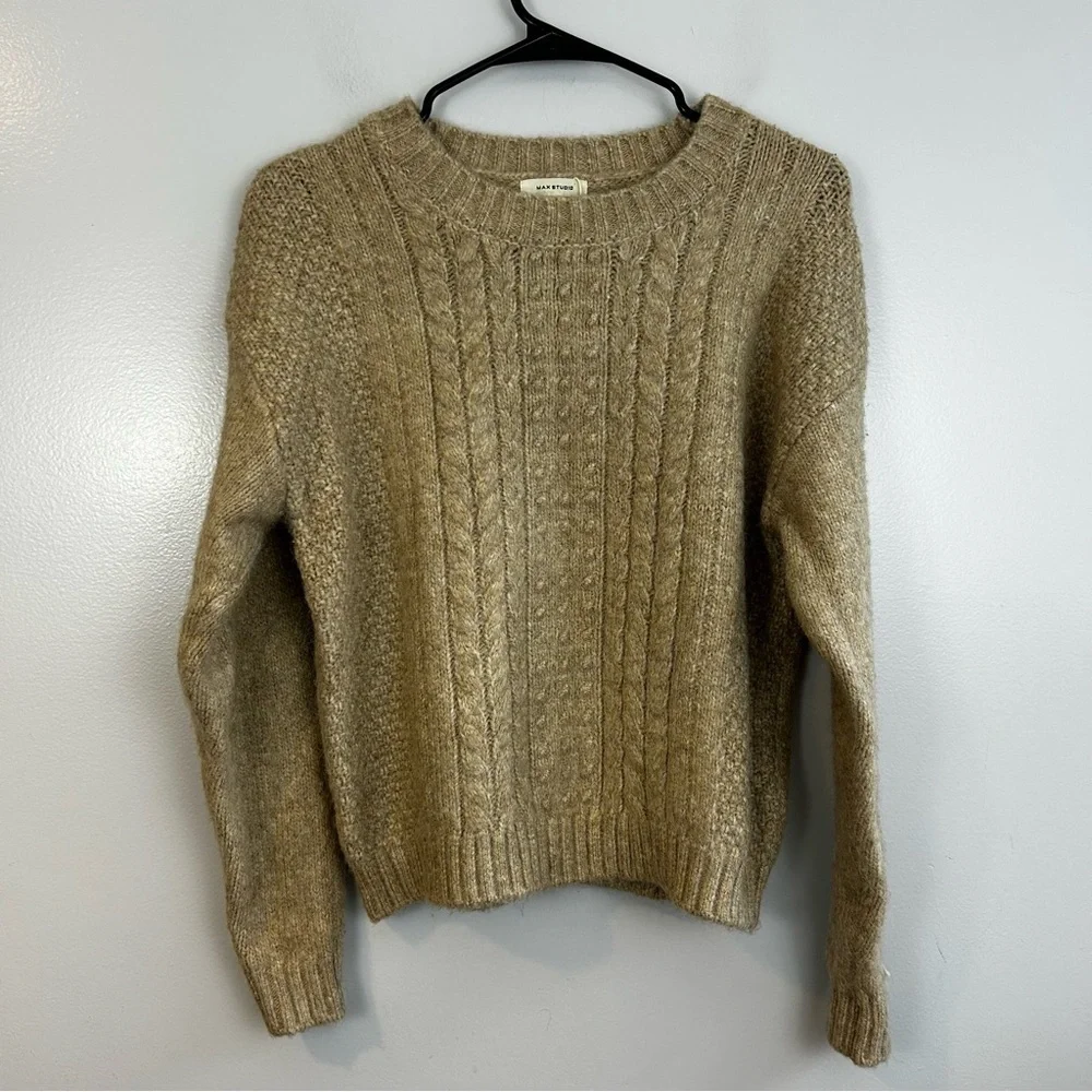 NWT Max Studio Cafeault Beige Cable Knit Pullover Sweater Size Small